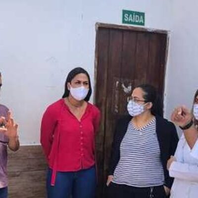 Prefeito visita Hospital Vida e anuncia parceria para garantir tratamentos de dependência química