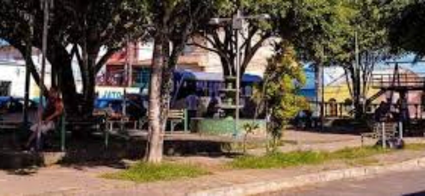 ESCUTA ILHÉUS: HOMOLOGADO CONTRATO DE EMPRESA DE ENGENHARIA PARA REFORMA DA PRAÇA SANTA RITA