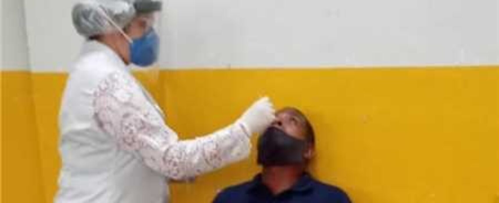 Prefeitura de Ilhéus realiza testagem para Covid-19 em bancários e conselheiros tutelares