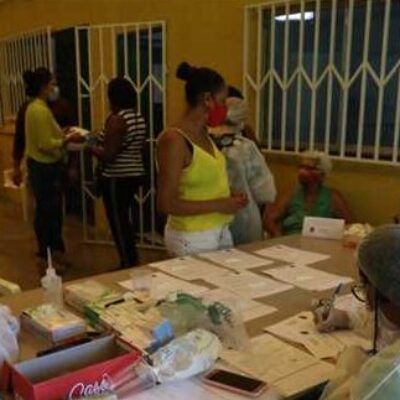 Prefeitura de Ilhéus realiza testagem para Covid-19 em feirantes do Malhado
