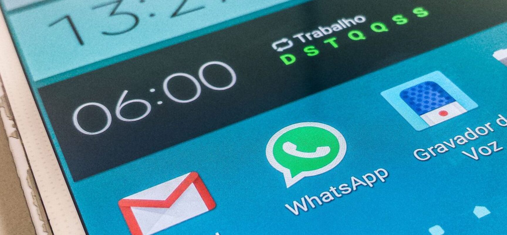 Presidente do BC diz que deve autorizar pagamento pelo Whatsapp