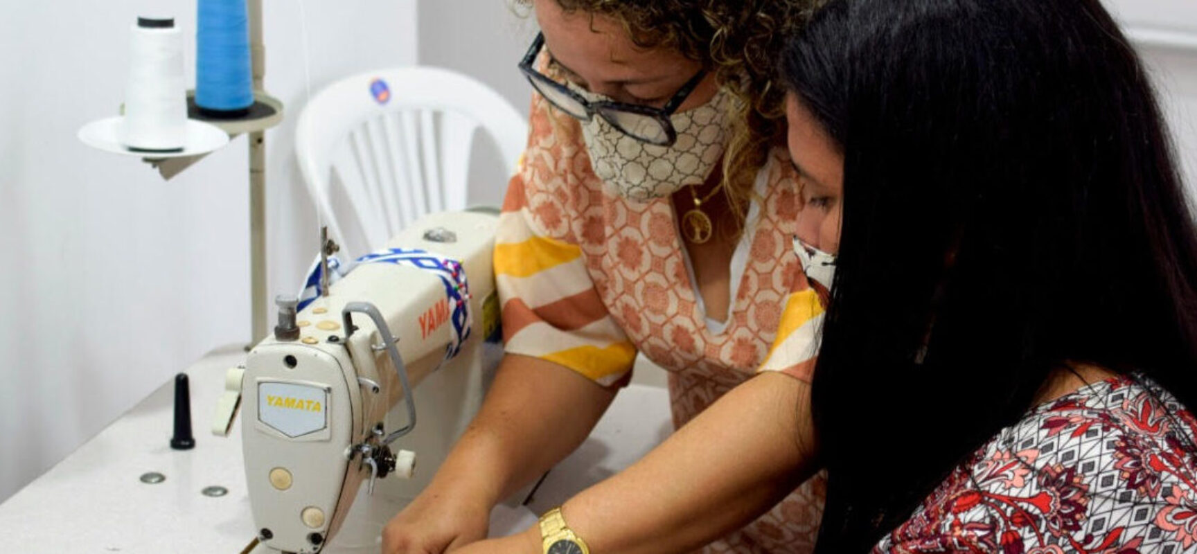 Projeto solidário estimula protagonismo feminino na produção, venda e doação de máscaras contra a Covid-19