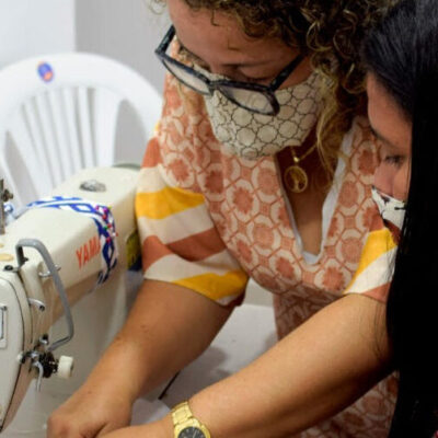 Projeto solidário estimula protagonismo feminino na produção, venda e doação de máscaras contra a Covid-19