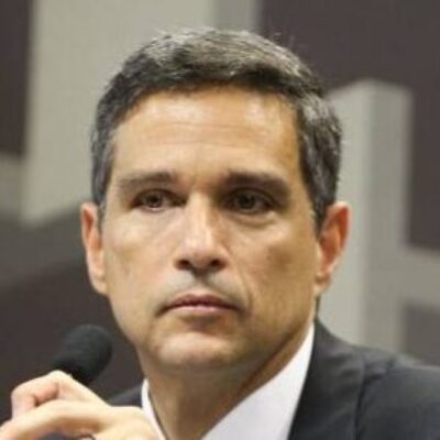 Campos Neto cita mudanças nas projeções de PIB em 2020, para retração menor
