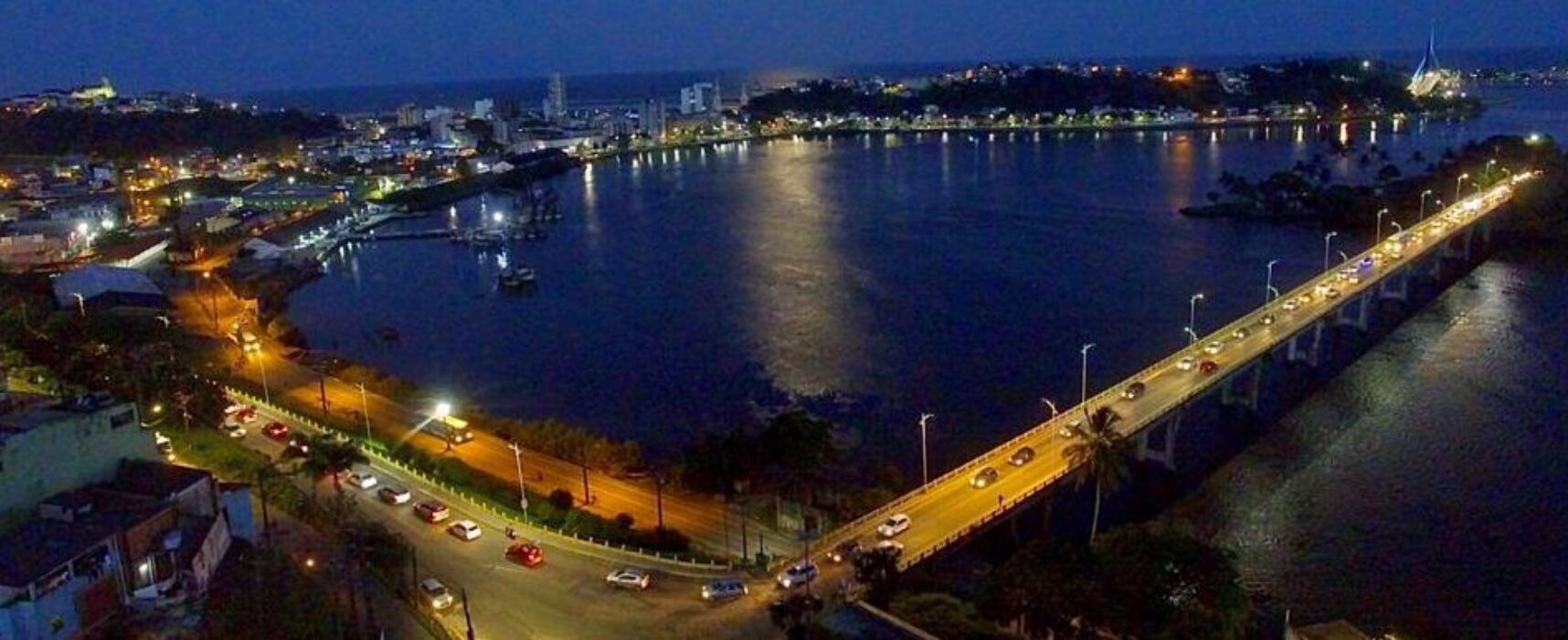 Com ACM Neto, Valderico Junior promove a maior carreata da história de Ilhéus