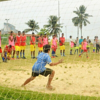 Escolinha de Futebol Os Meninos de Ilhéus promove torneio do dia das crianças