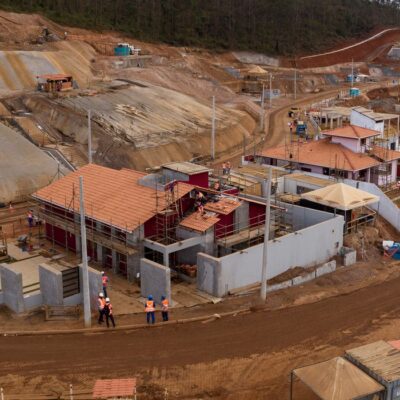 Pandemia causa atrasos nas obras de recuperação de Mariana