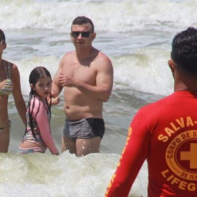 Prefeitura intensifica ações preventivas nas praias de Ilhéus durante feriado do Dia das Crianças