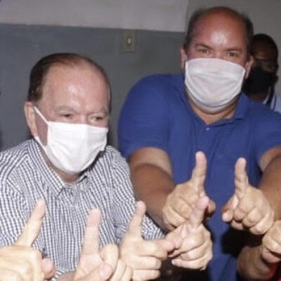 Rui Costa e João Leão ao lado de Cacá à prefeito de Ilhéus