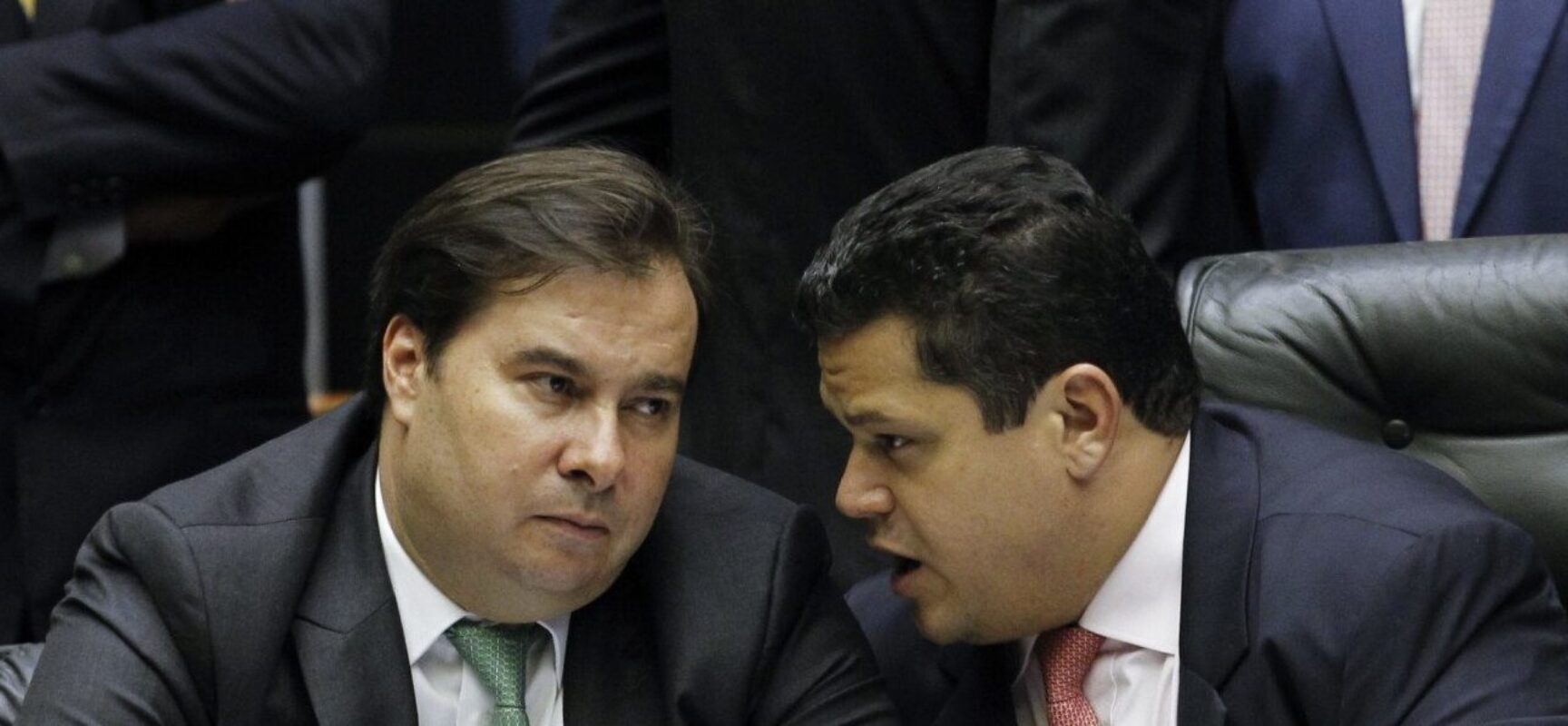 As reações no Congresso à possibilidade de o STF autorizar a reeleição de Maia e Alcolumbre