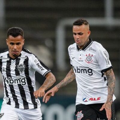 Atlético Mineiro vence o Corinthians e assume a ponta do Brasileiro