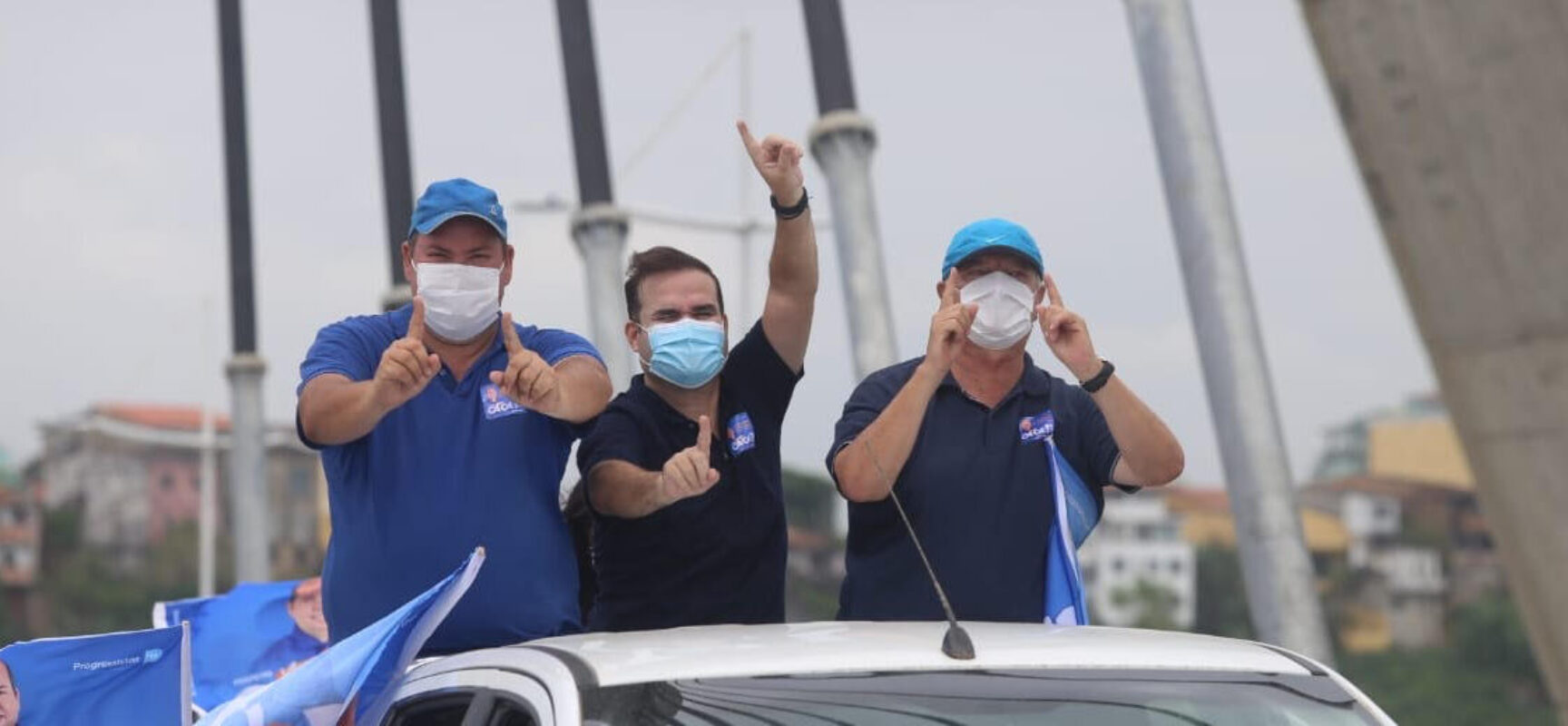Cacá (11) e Everaldo reúnem mais de mil veículos em carreata