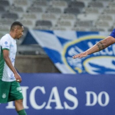 Em jogo de seis gols, Cruzeiro e Guarani empatam no Mineirão