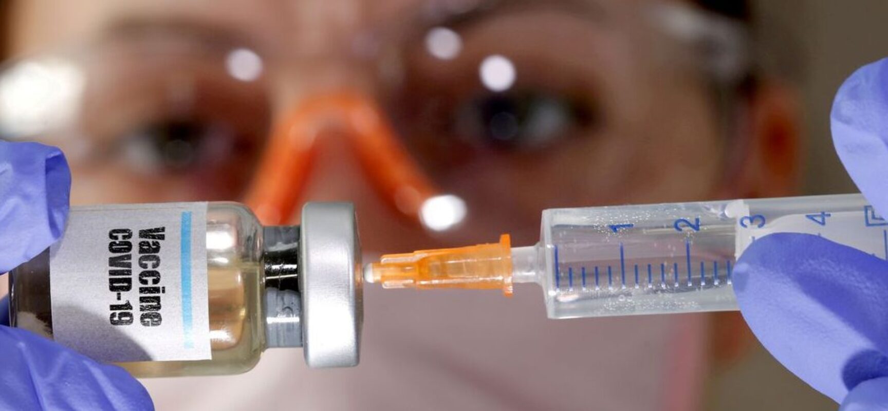 Bolsonaro: governo vai ofertar vacina gratuita e não obrigatória