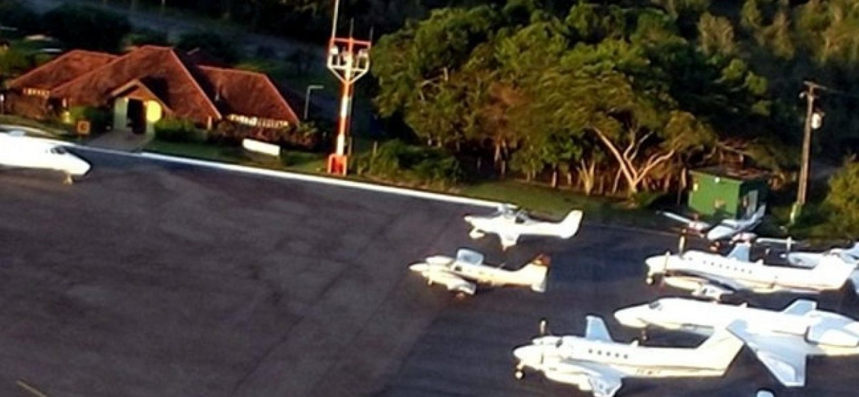 Jatinhos causam ‘congestionamento’ e provocam caos aéreo no sul da Bahia