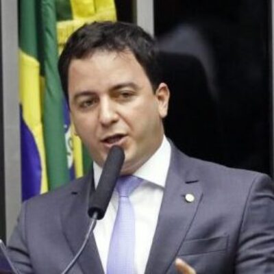 Projeto aumenta pena de motorista profissional que praticar importunação sexual no veículo