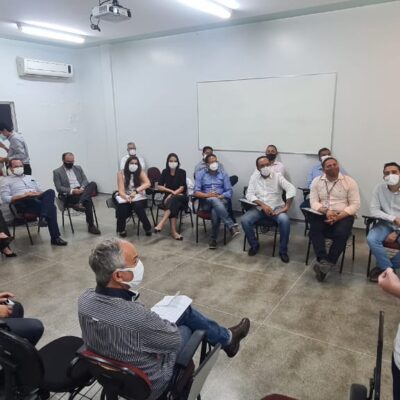 Augusto Castro visita Hospital Manoel Novaes e se reúne dirigentes da Santa Casa