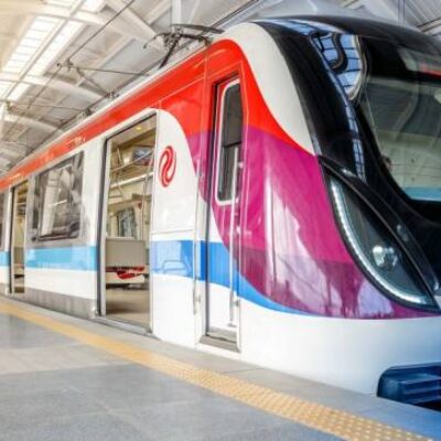 Governo apresenta primeiro trem do VLT de Salvador; cidade terá mais de 80 km de trilhos