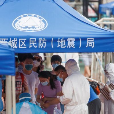 China enfrenta pior surto de covid-19 desde março de 2020