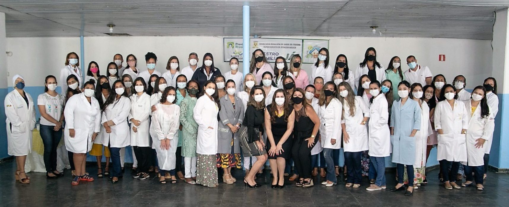Enfermeiros Departamento da Atenção Básica foram vacinados durante evento na Usemi