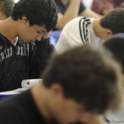 ‘Não podemos esperar a vacina’, diz secretário municipal de Educação sobre volta às aulas