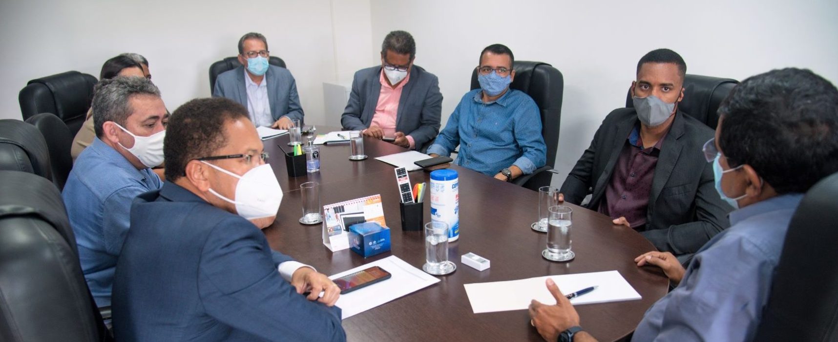 Prefeito Augusto Castro anuncia que obra de reforma e ampliação da Vila Olímpica deve começar nos próximos dias