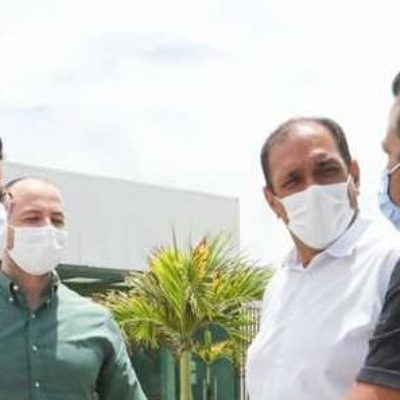 Prefeito Mário Alexandre visita área onde será construído o primeiro shopping de Ilhéus