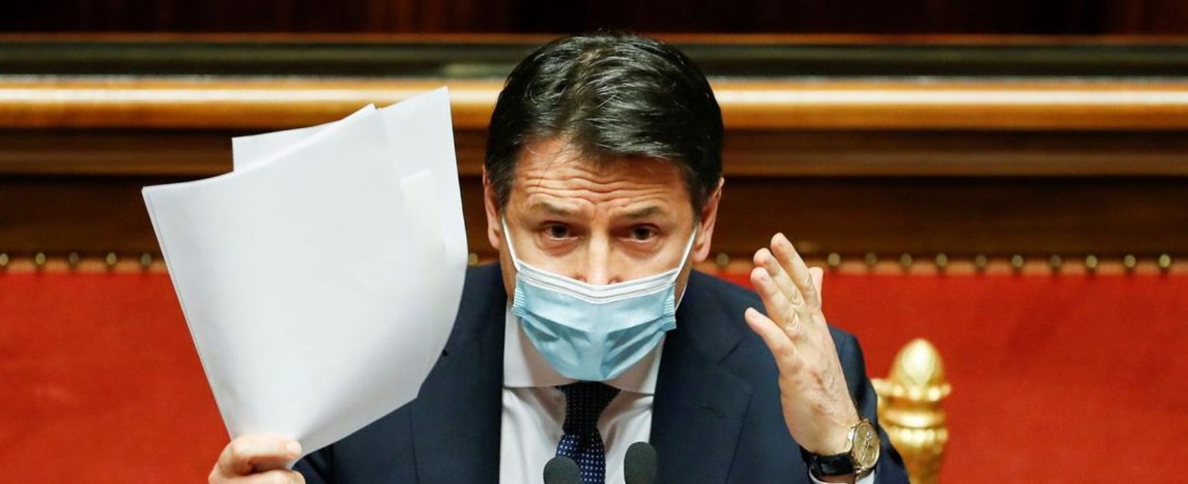 Premiê italiano renuncia; presidente iniciará consultas