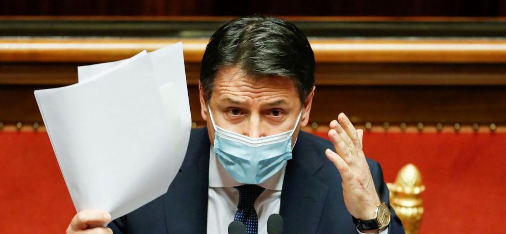 Premiê italiano renuncia; presidente iniciará consultas