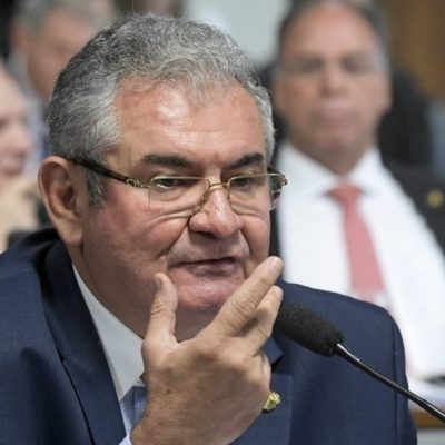 Presidente da CPI das Fake News recebeu R$ 40 milhões de verba extra do governo, diz jornal