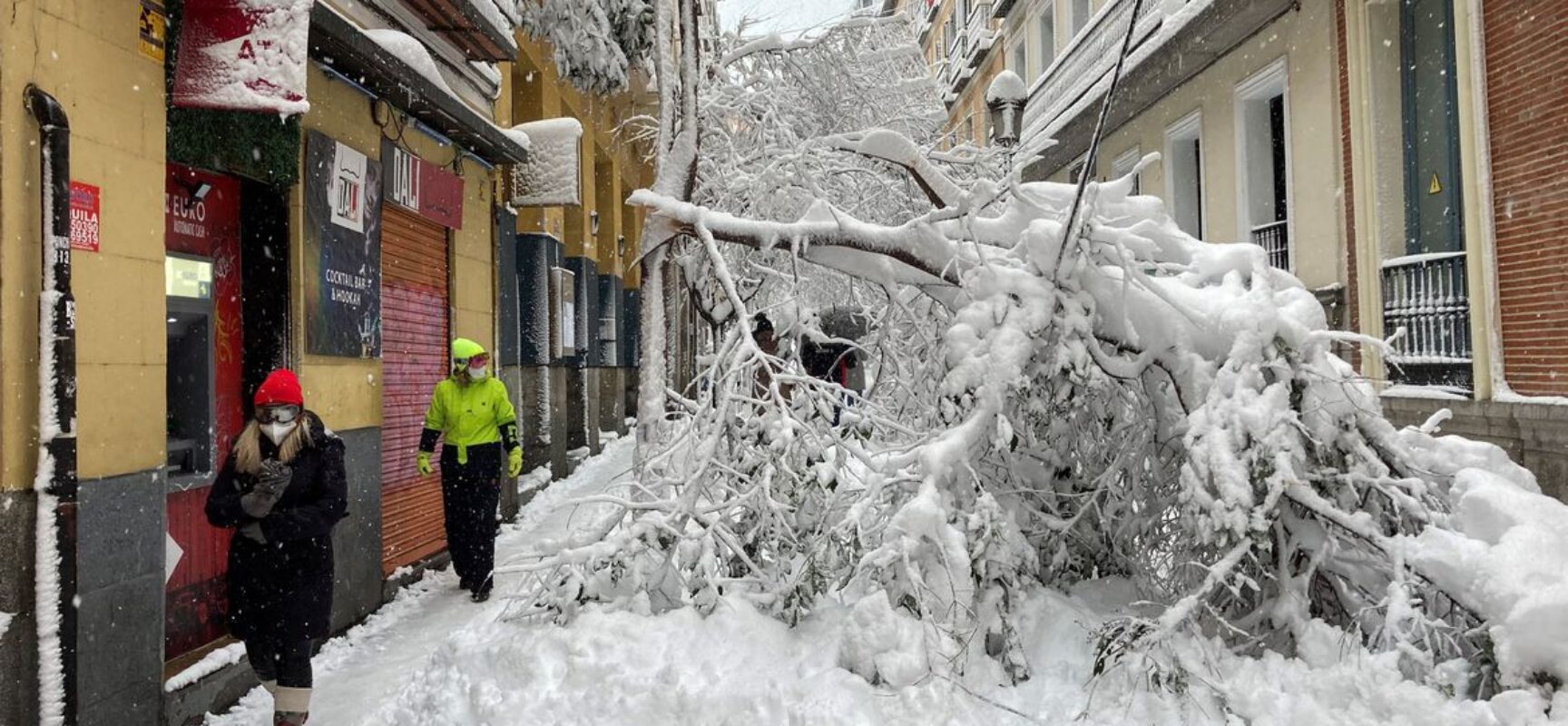 Tempestade de neve provoca três mortes na Espanha