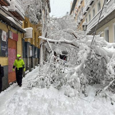 Tempestade de neve provoca três mortes na Espanha