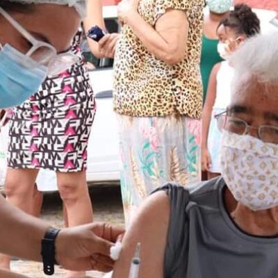 Alagoinhas disponibiliza 2ª dose para idosos a partir de 90 anos nesta segunda (01)