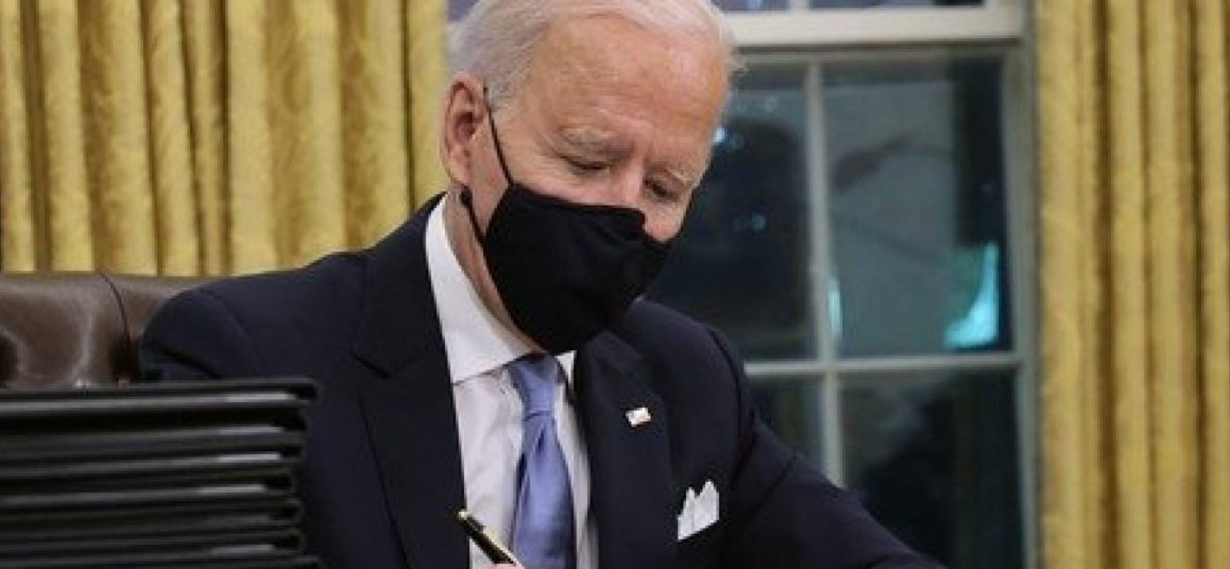 Biden recebe dossiê que recomenda suspensão de acordos entre EUA e governo Bolsonaro