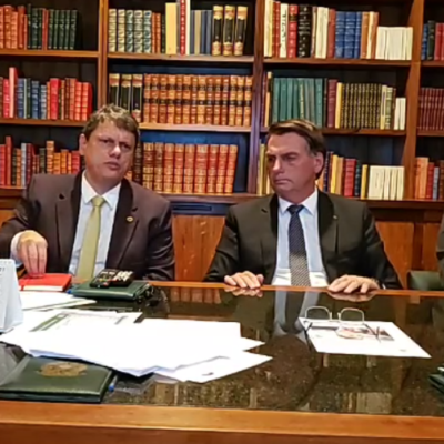 Bolsonaro diz que impostos federais sobre gás e diesel serão zerados