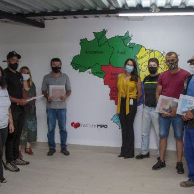 Construindo Letras: Projeto de alfabetização beneficia colaboradores de canteiros de obras