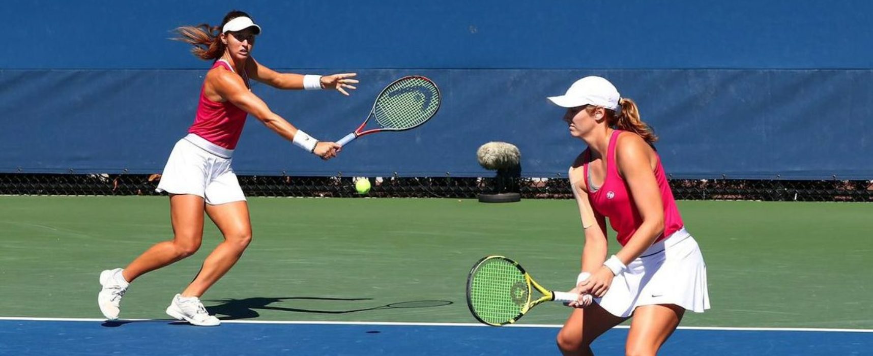 Dupla de Stefani vence de virada na estreia do WTA de Adelaide