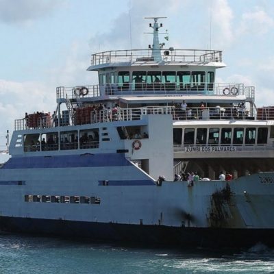 Ferry e lanchas têm horários especiais em função de decreto de toque de recolher