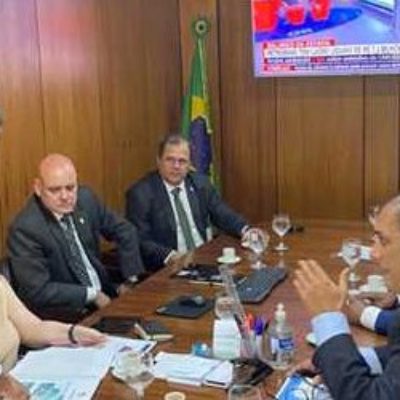 Ilhéus: Prefeito Mário Alexandre apresenta projetos à secretaria da Presidência para realizar obras