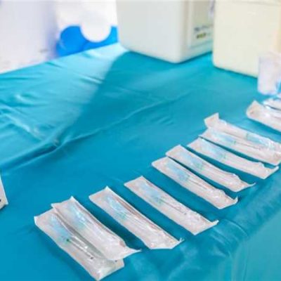 Fiocruz prevê produção de 1 milhão de vacinas por dia até final do mês