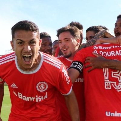 Inter vence Vasco e pode ser campeão no domingo contra o Flamengo