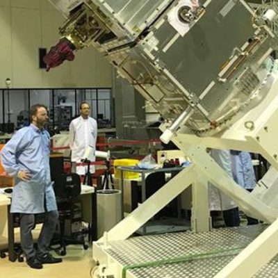 Produzido 100% no Brasil, satélite Amazonia-1 entrará em órbita dia 28