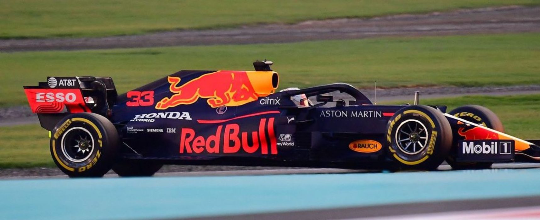 Red Bull apresenta carro de F1 com expectativa de derrotar Mercedes