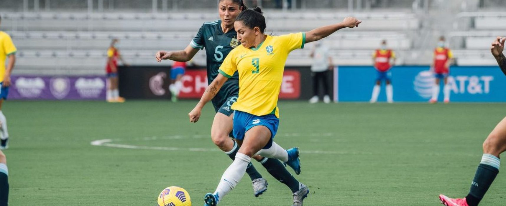 She Believes: Brasil desencanta no segundo tempo e derrota Argentina