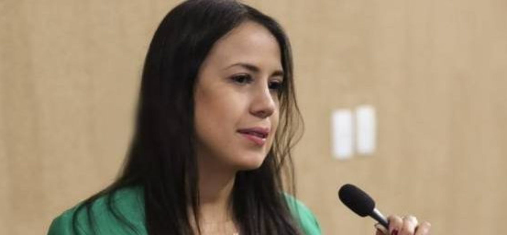 Talita Oliveira é nomeada ouvidora da ALBA