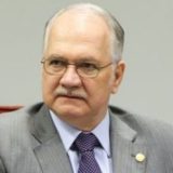 Fachin dá 72 horas para Mendonça responder a pedido da AGU contra afastamento de diretores da PF