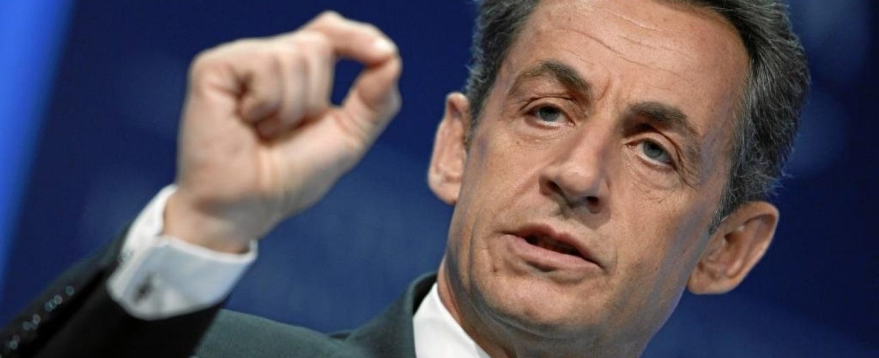 Ex-presidente da França, Nicolas Sarkozy é condenado a três anos de prisão