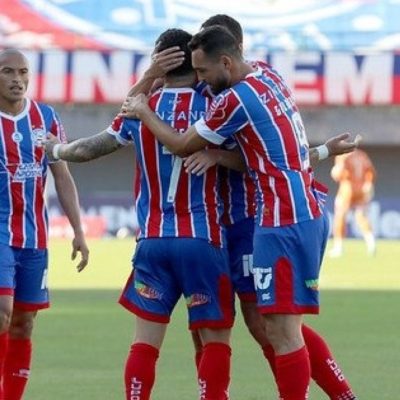 Gilberto marca quatro vezes e Bahia goleia o Altos-PI por 5 a 0