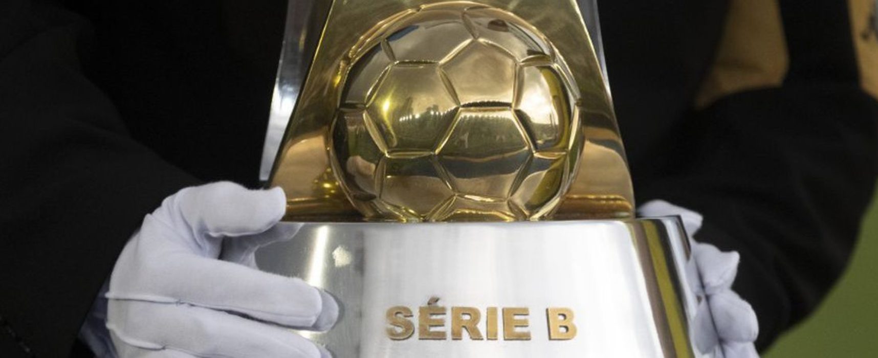 Série B repete Série A e terá limite para troca de treinadores