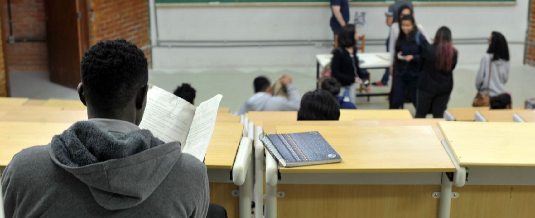 Faculdade de Feira de Santana realiza vestibular solidário